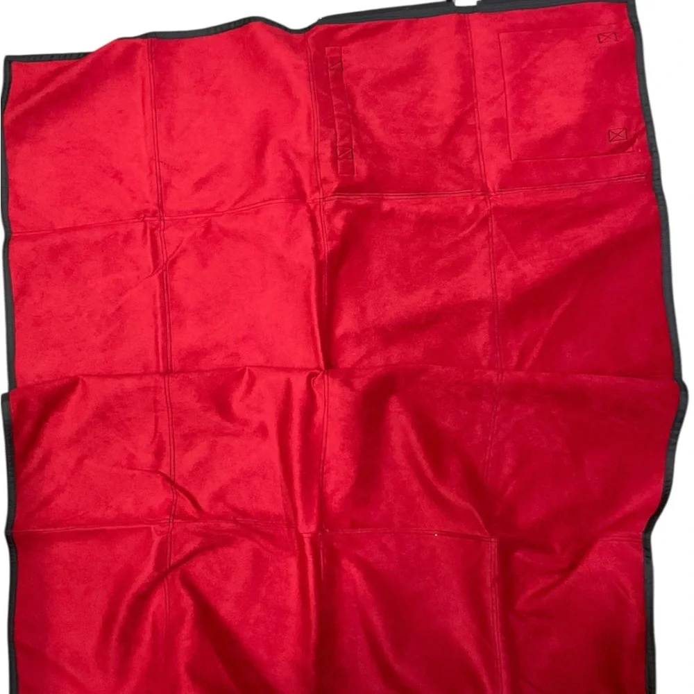 🧣 Eddie Bauer Foldable‎ Fleece Travel Blanket – Red/Black